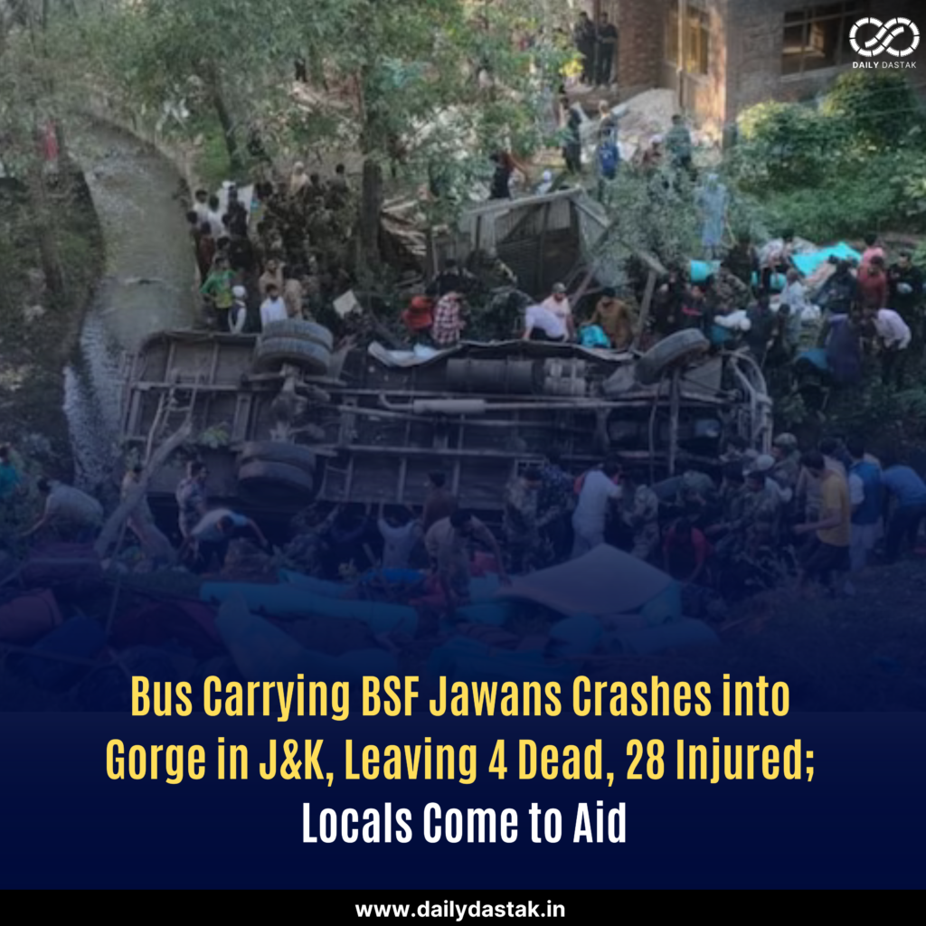 Bus Carrying BSF Jawans Crashes into Gorge in J&K, Leaving 4 Dead, 28 Injured; Locals Come to Aid